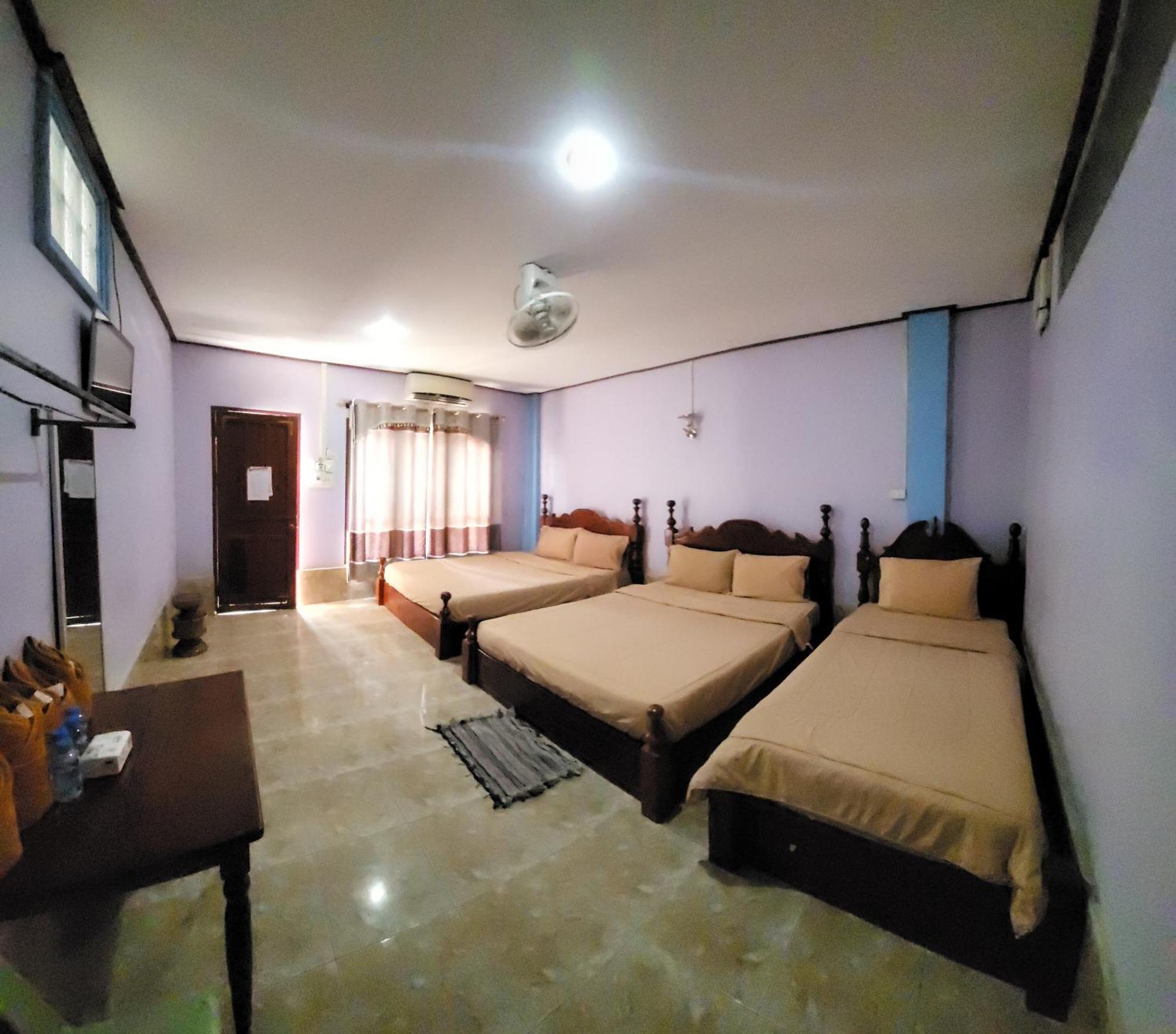 Vang Vieng Chanthala Hotel 1 Экстерьер фото